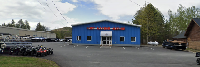 Port Harbor Marine is a Robalo boat dealership located in Holden, ME