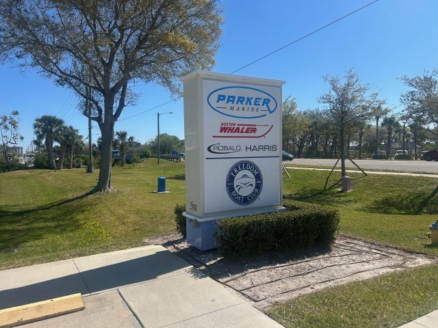 Parker Marine is a Robalo boat dealership located in New Smyrna Beach, FL