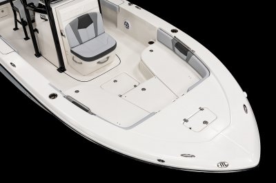2027 226 Cayman Bow Casting Deck