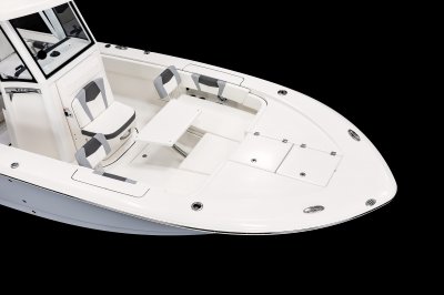 Robalo R266 Cayman Bow Dinette