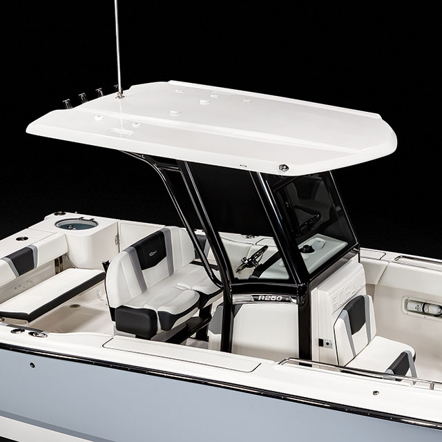 2026 Robalo 250 - Builder