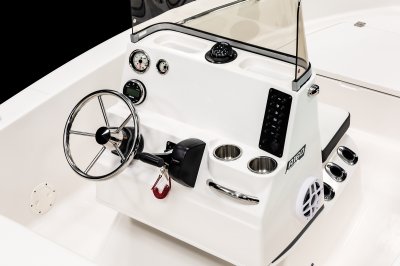 2025 R160 Helm Dash