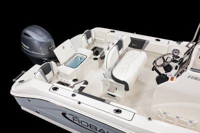 2025 R180 Transom Storage and Utility Access
