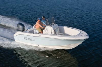 2025 R180 Running in the Ocean Starboard View