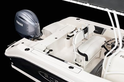 2025 R200 Transom Casting Deck