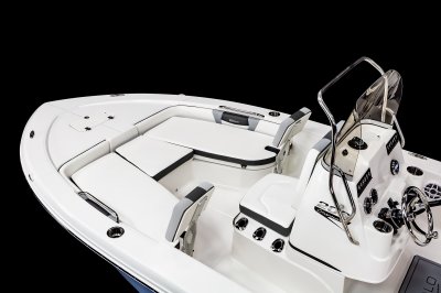 206 Cayman - Bow Seating