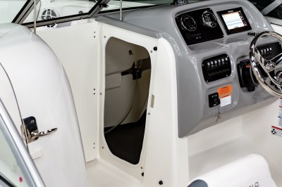 2025 R207 Helm Console Storage