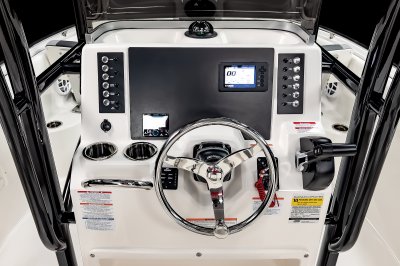 2025 R222 Helm Dash