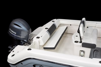 2025 R222 Transom Bench Down