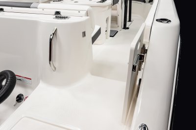 2025 R222 Transom Gate Open
