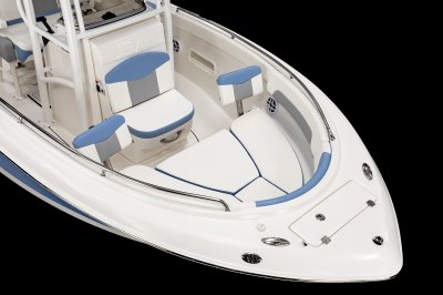 Robalo R222EX Bow Filler