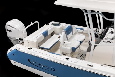 2026 R230 Transom Bench