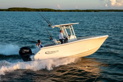 2026 R232EX Running Starboard Profile