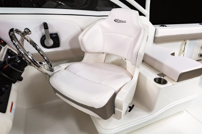 R247 - Helm Seat