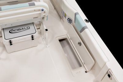 2025 R250 Fish Box Starboard