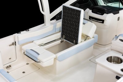 2027 R257 Port Seat Storage