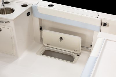 2027 R257 Starboard Fish Box
