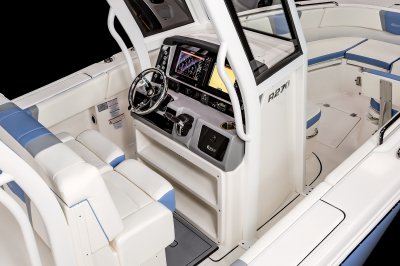 R270 - Helm Console
