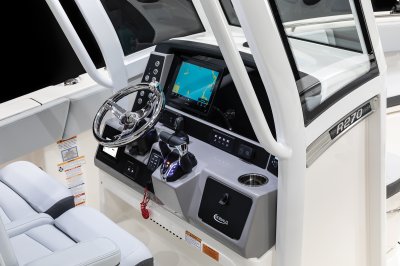 2027 R270 Helm Dash