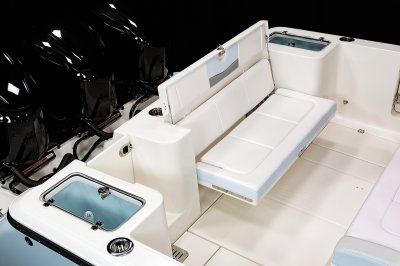 2025 R360 Transom Bench Down