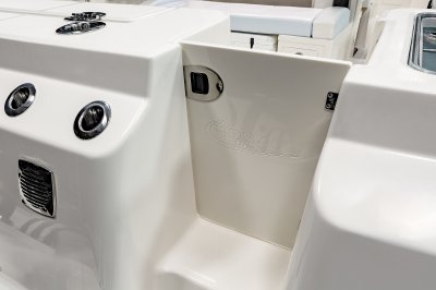 2025 R360 Walk-Through Transom Gate Closed