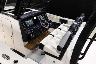 2026 R360 Helm Station