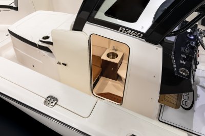 2027 R360 Head Compartment