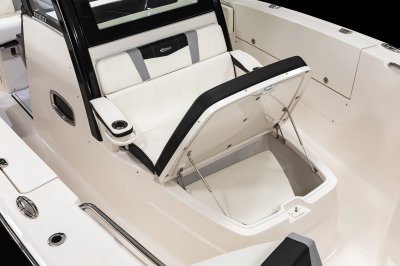 2027 R360 Bow Lounge Storage