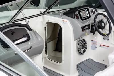 23 Surf - Helm Storage