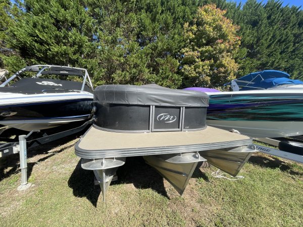 Pre-Owned 2018 Power Boat for sale